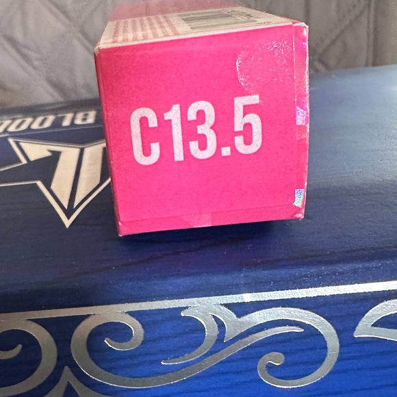 Jeffree Star Magic Star Concealer C 13.5 - NWT - Picture 4 of 4